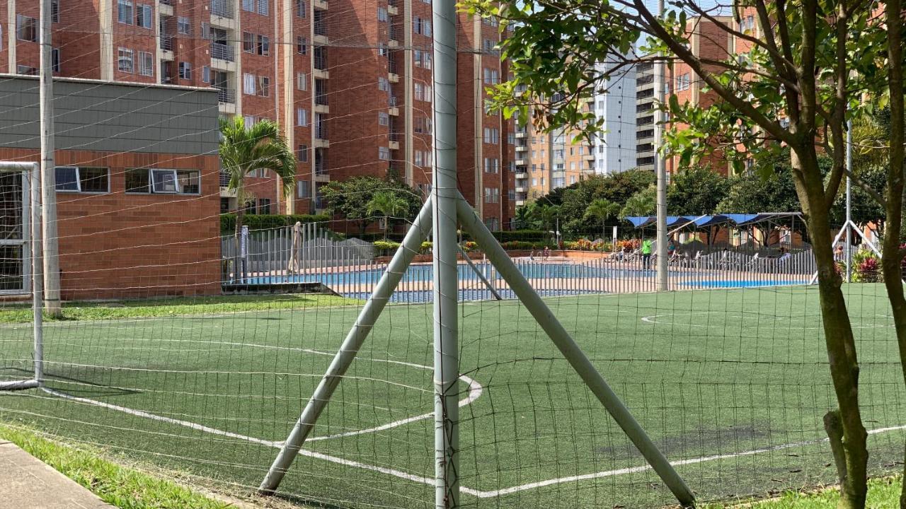 Apartamento Amoblado Nuevo Apartment Pereira Exterior photo