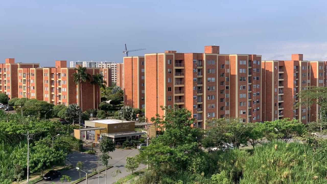 Apartamento Amoblado Nuevo Apartment Pereira Exterior photo